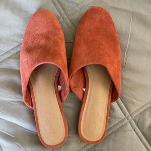 Universal Thread Suede Mules